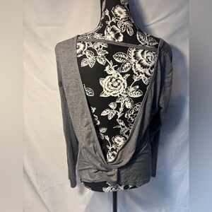 Orangetheory open back long sleeve workout shirt woman’s